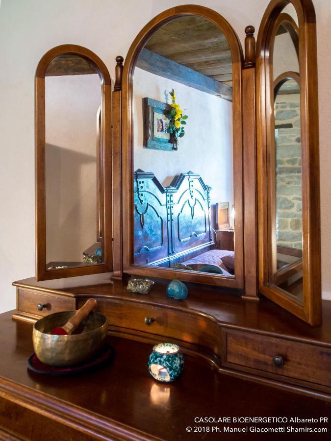 Il Casolare Bioenergetico Bed and Breakfast Albareto  Exteriör bild