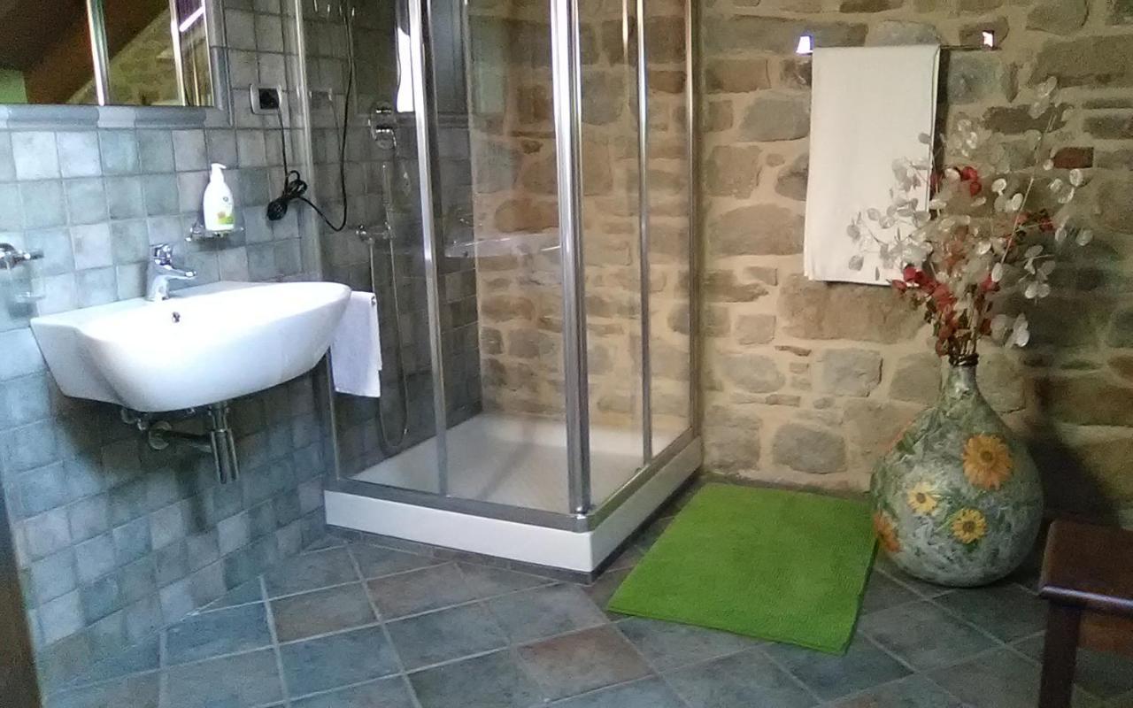 Il Casolare Bioenergetico Bed and Breakfast Albareto  Exteriör bild
