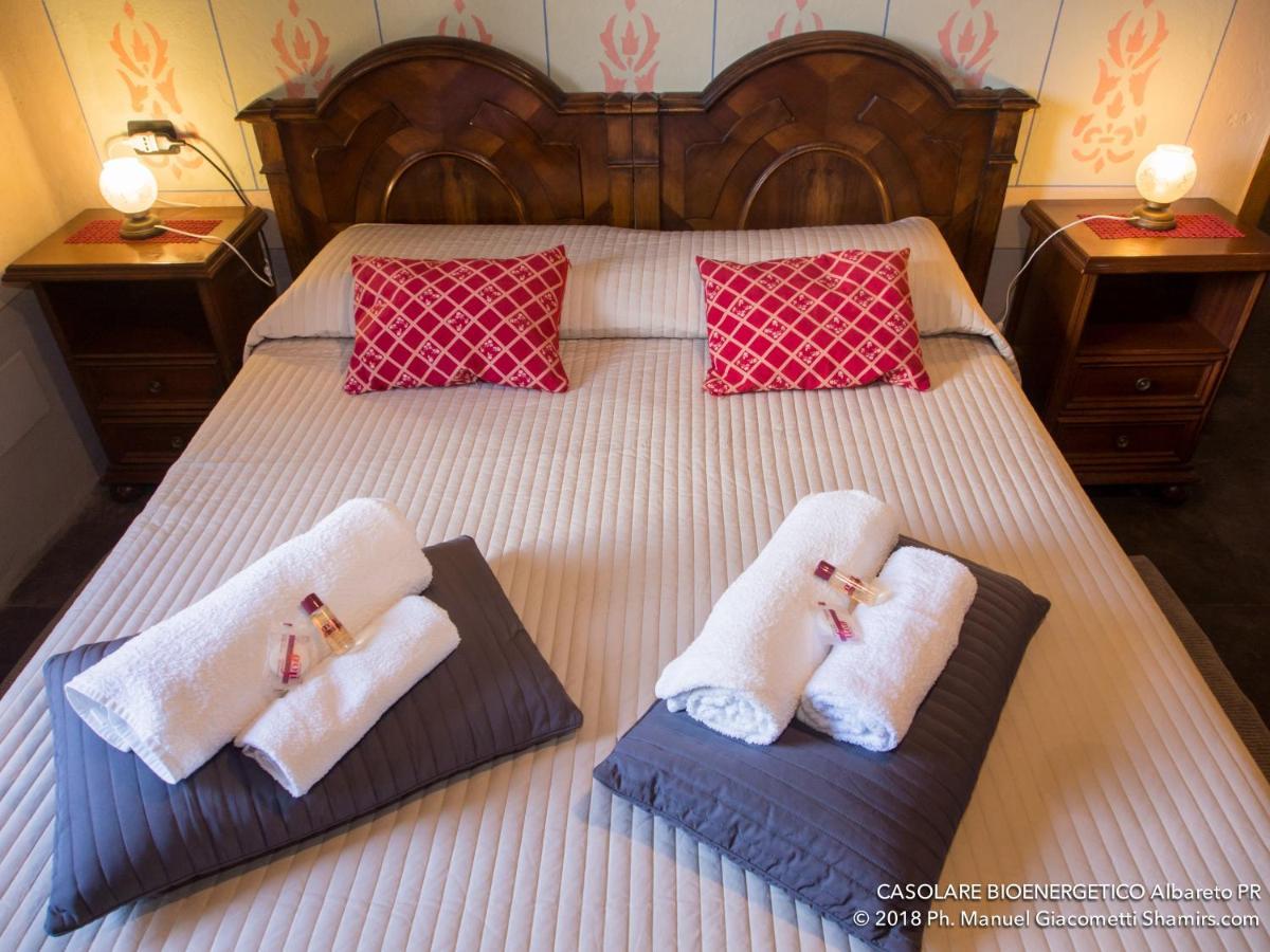 Il Casolare Bioenergetico Bed and Breakfast Albareto  Exteriör bild