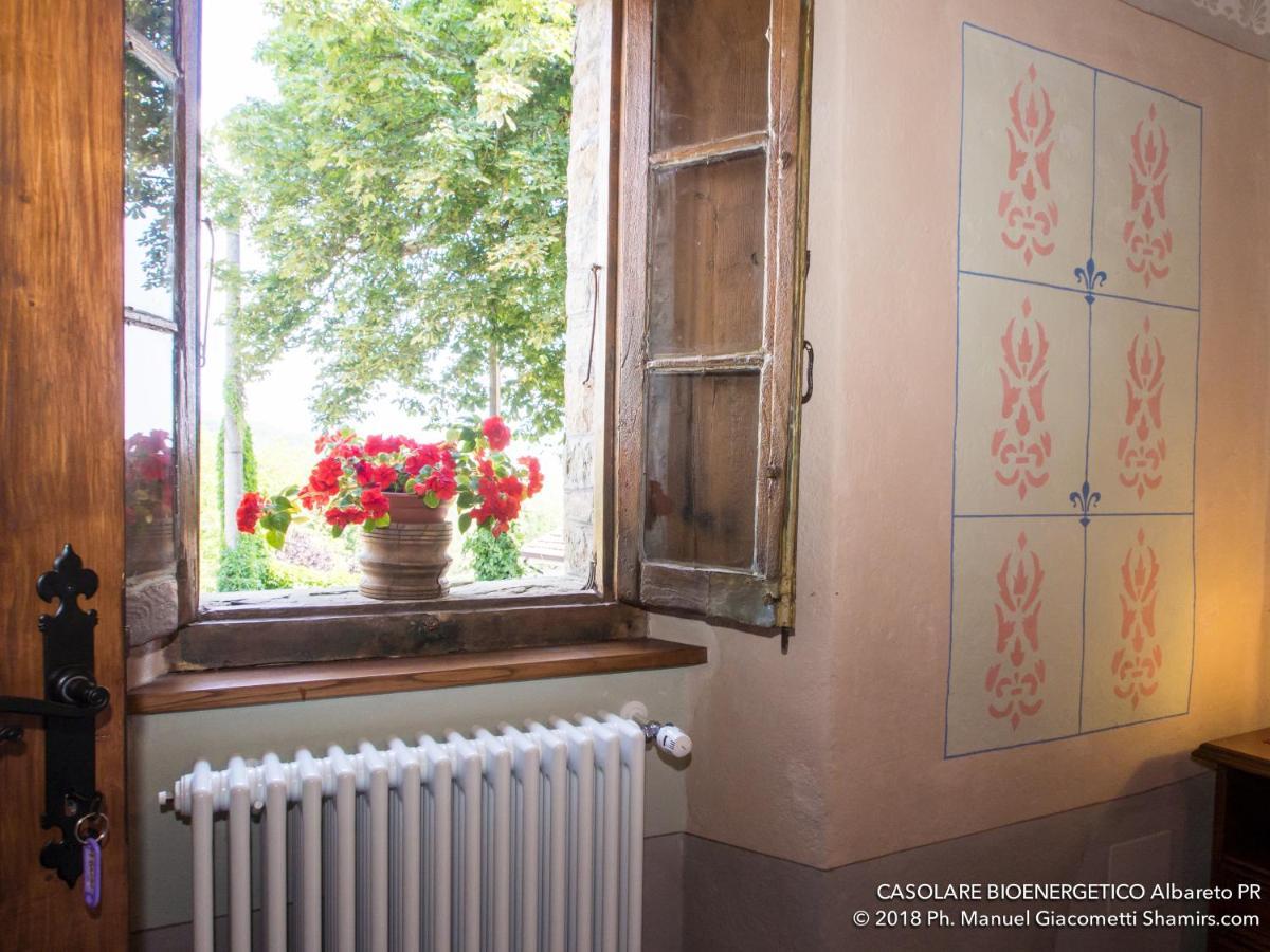 Il Casolare Bioenergetico Bed and Breakfast Albareto  Exteriör bild