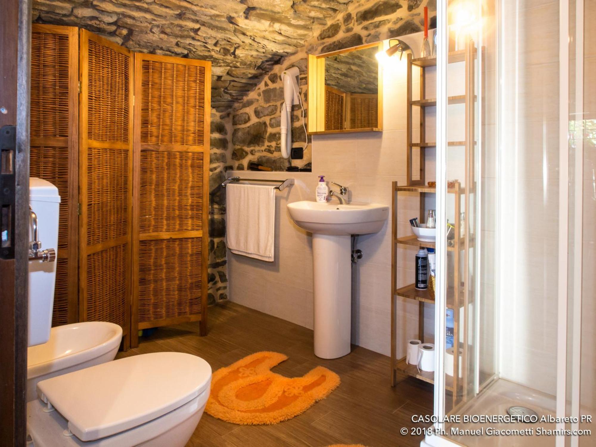 Il Casolare Bioenergetico Bed and Breakfast Albareto  Exteriör bild