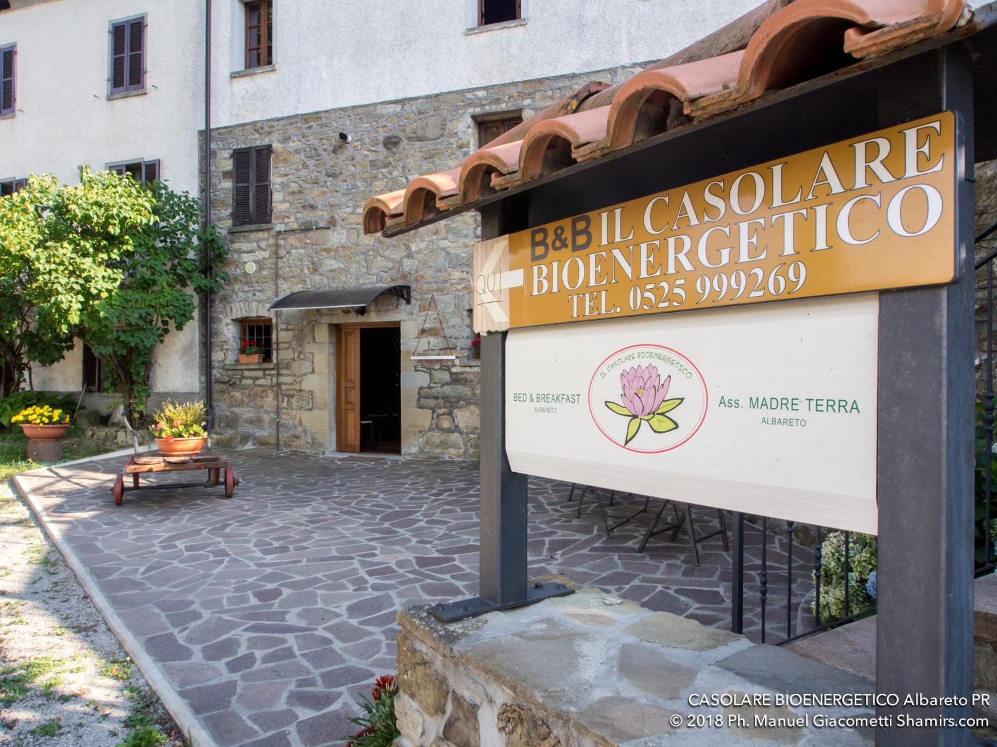 Il Casolare Bioenergetico Bed and Breakfast Albareto  Exteriör bild