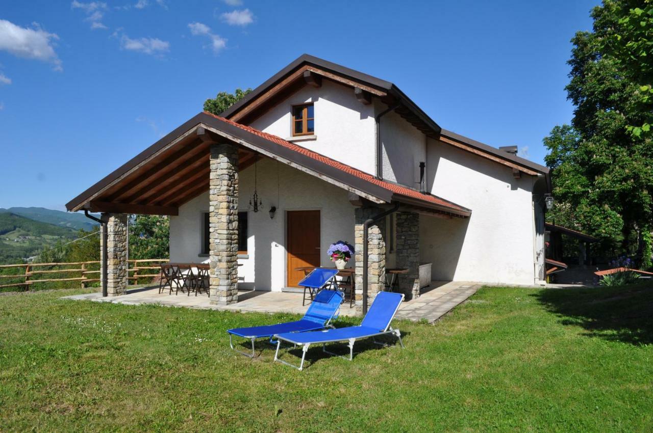 Il Casolare Bioenergetico Bed and Breakfast Albareto  Exteriör bild