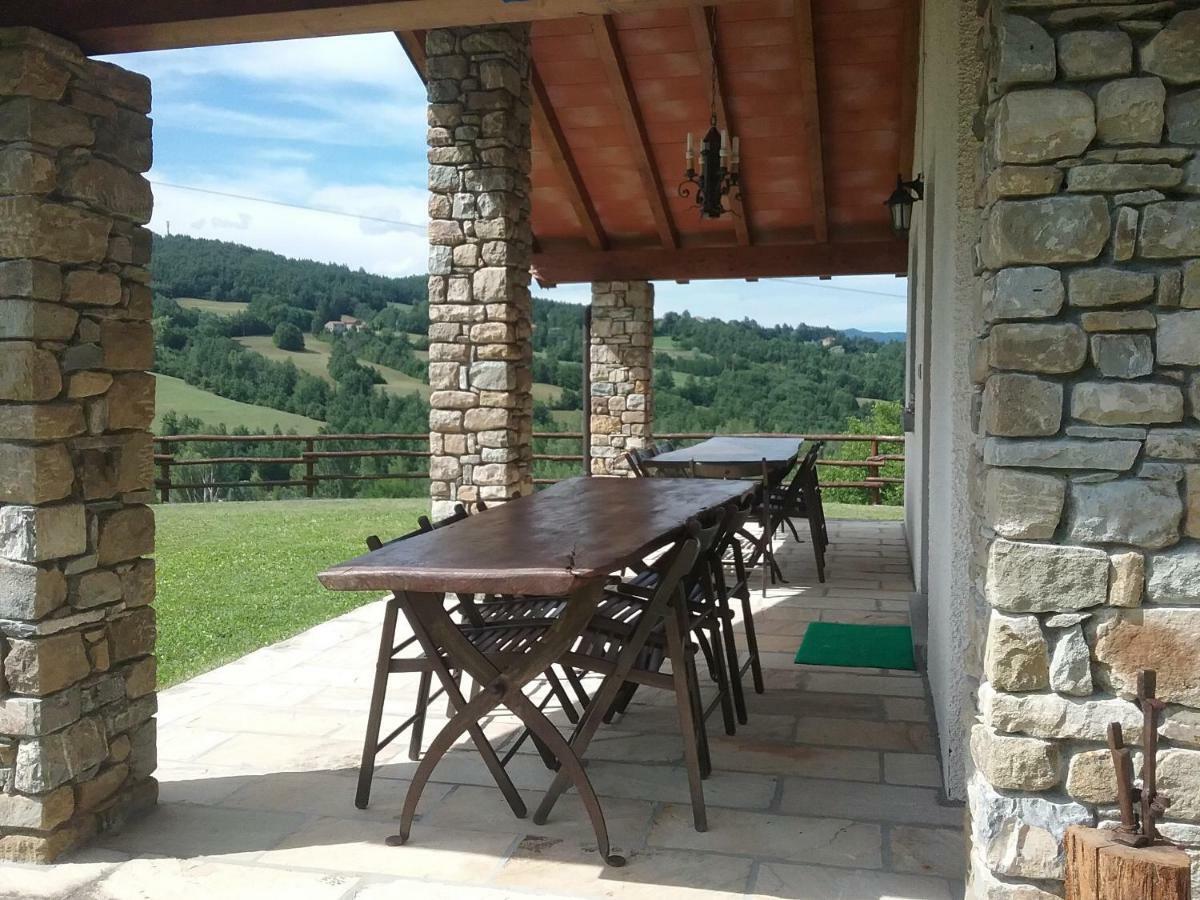 Il Casolare Bioenergetico Bed and Breakfast Albareto  Exteriör bild